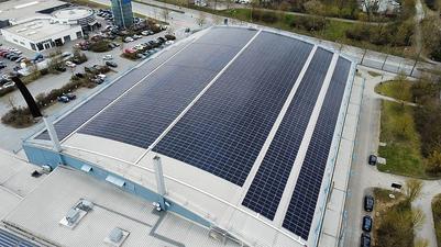 PV-Anlagen Donau-Arena, Westbad und Wöhrdbad : Bild 1